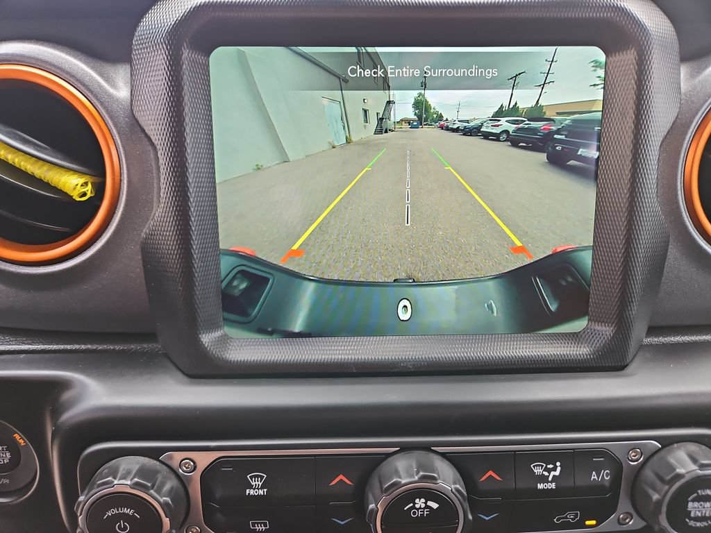 Used 2022 Jeep Gladiator Mojave AWD/4WD image 21