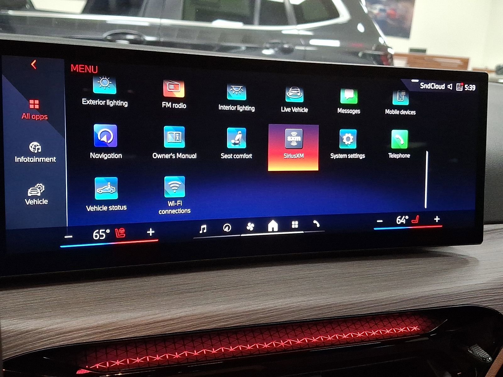 Used 2025 BMW i4 xDrive40i w/ Premium Package image 13