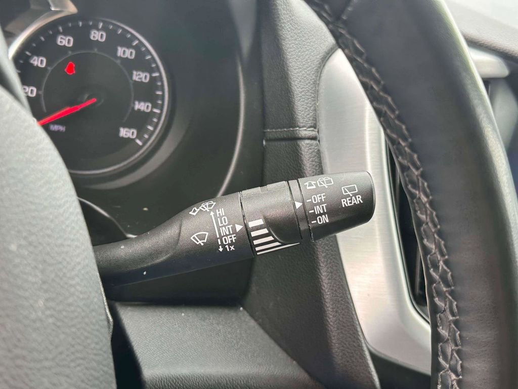 Used 2024 GMC Terrain SLT AWD/4WD image 24