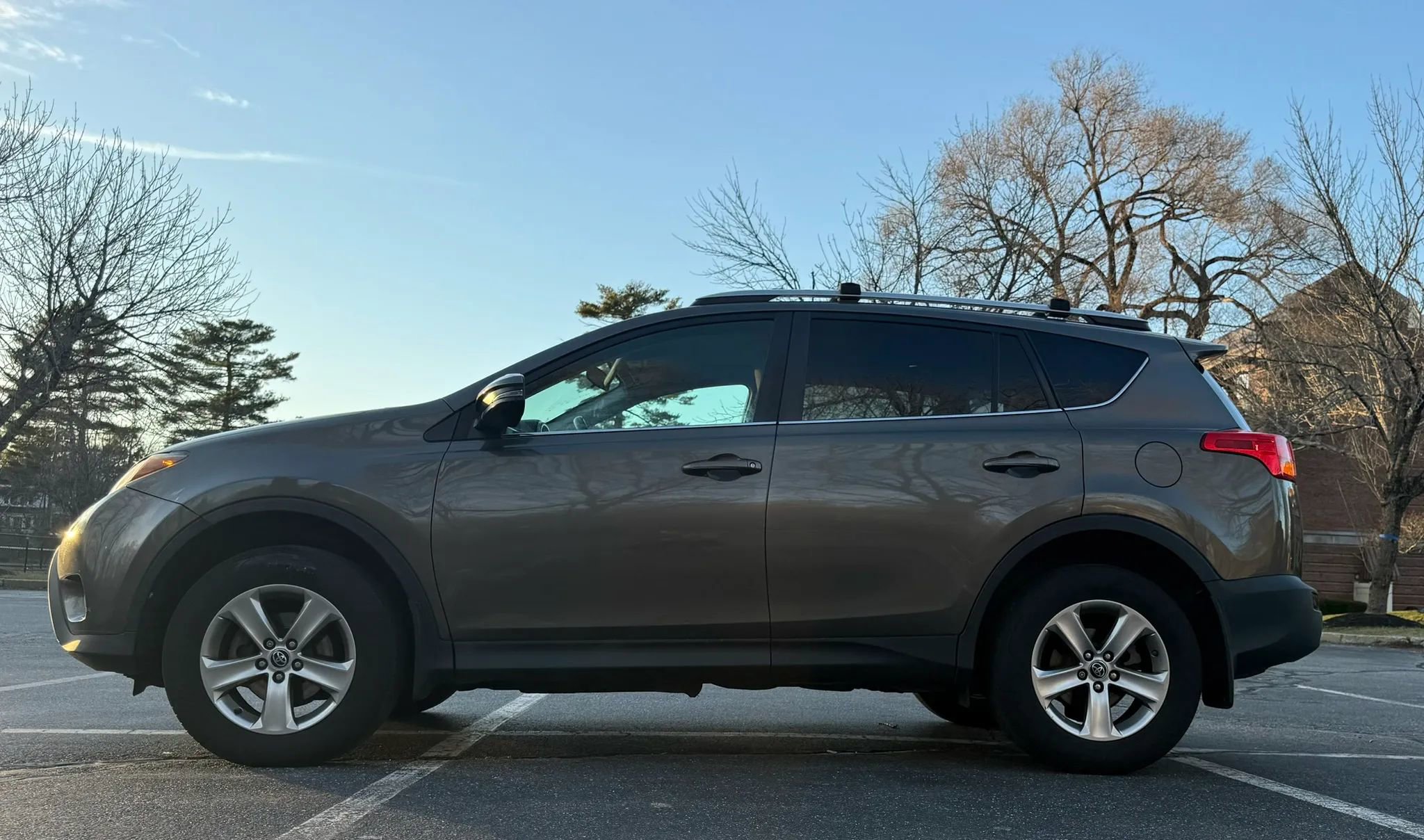 Used 2015 Toyota RAV4 XLE image 6