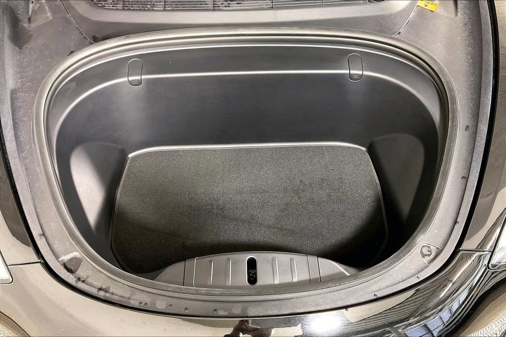 Used 2018 Tesla Model 3 Mid Range RWD image 9