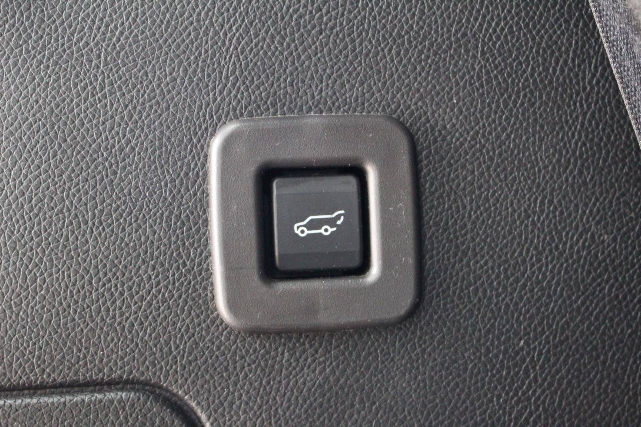 Used 2014 Ford Expedition Limited w/ Equipment Group 301A AWD/4WD image 44