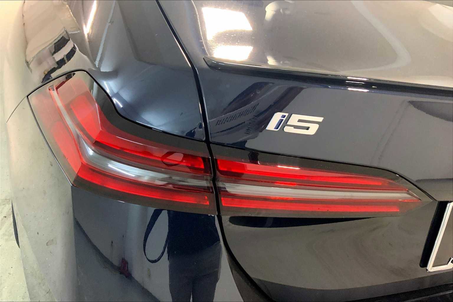 New 2025 BMW i5 M60 w/ Executive Package image 14