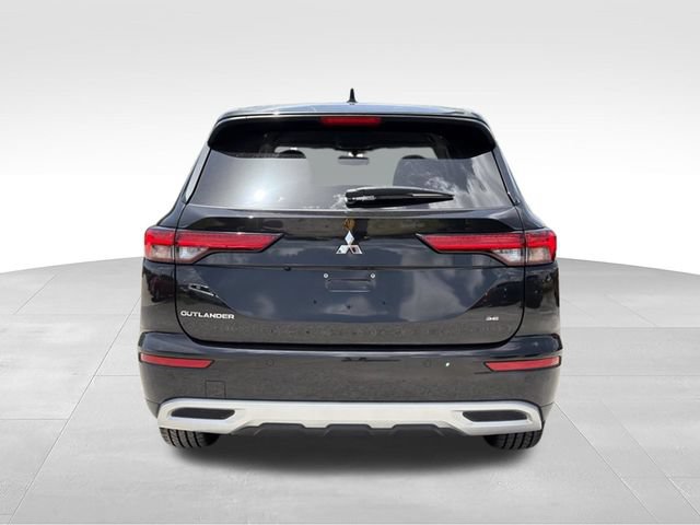 Used 2023 Mitsubishi Outlander SE FWD image 4