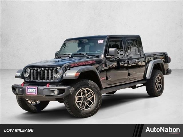 Used 2025 Jeep Gladiator Rubicon w/ Convenience Group AWD/4WD image 1