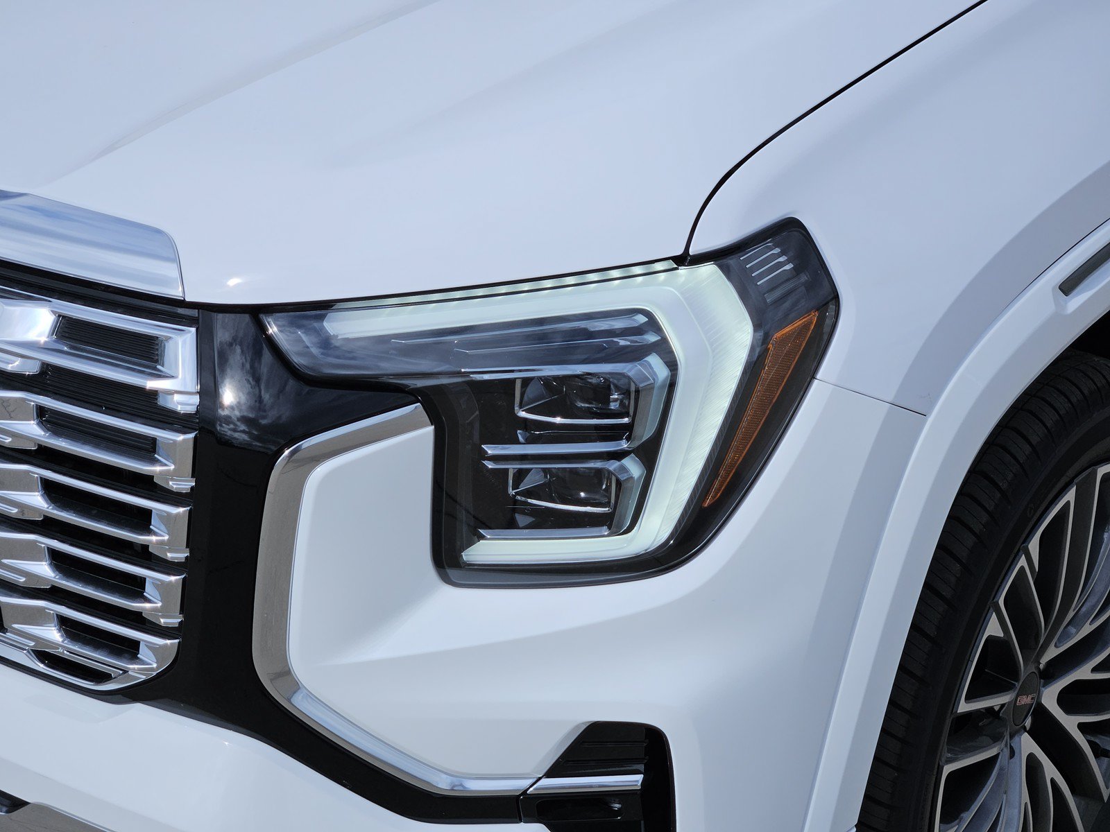 New 2027 GMC Terrain Denali AWD/4WD image 5