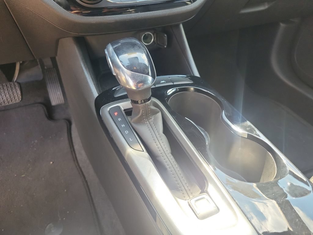 Used 2025 Buick Envista Sport Touring FWD image 29