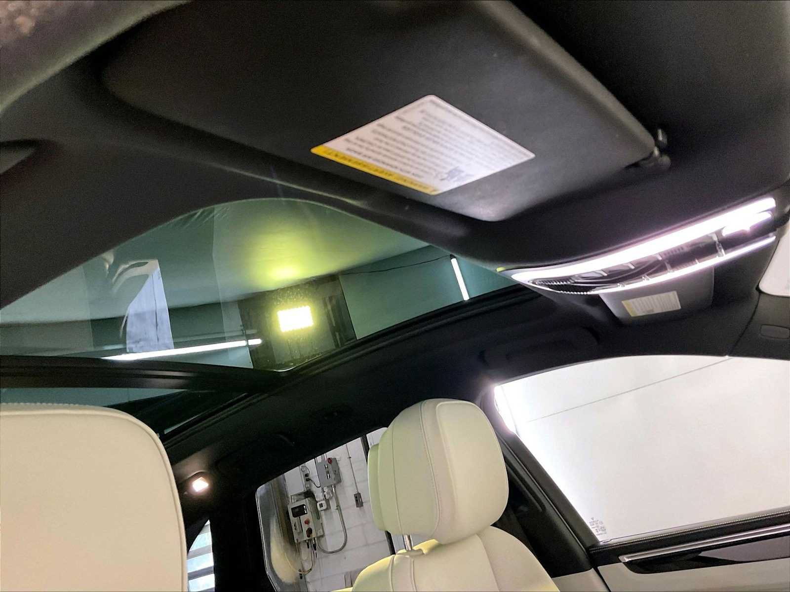 Certified 2023 Porsche Macan S AWD/4WD image 20