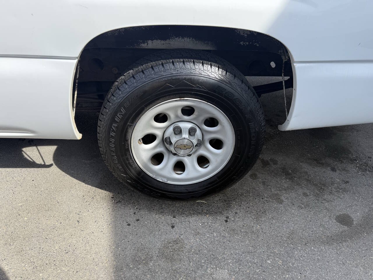 Used 2007 Chevrolet Silverado 1500 W/T RWD image 14