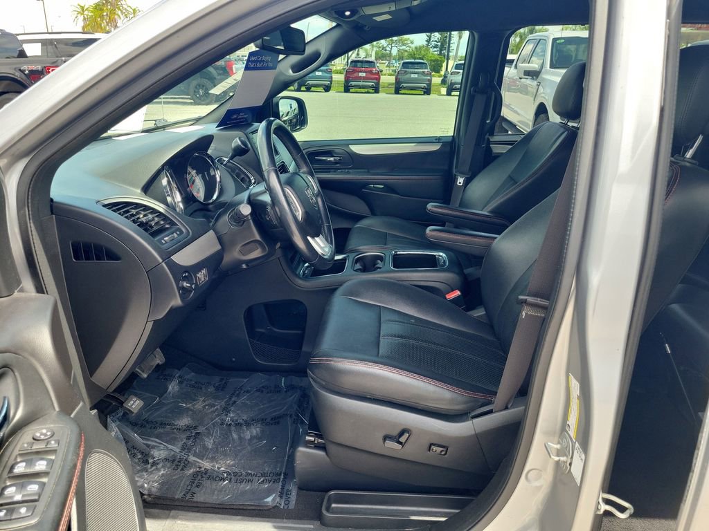 Used 2018 Dodge Grand Caravan GT image 20