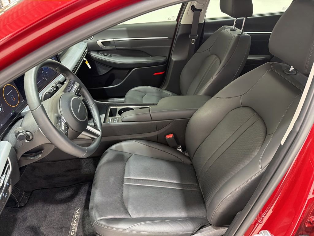 Certified 2025 Hyundai Sonata Limited image 15