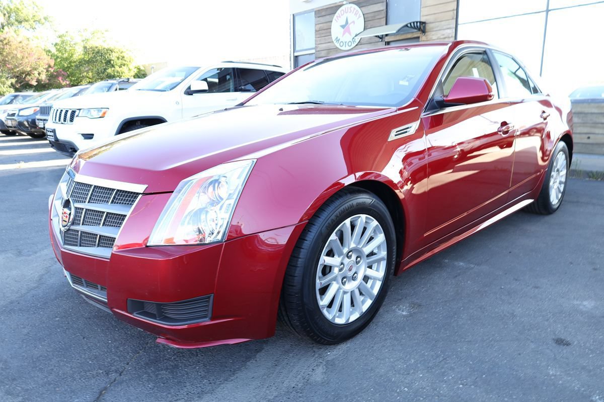 Used 2010 Cadillac CTS Luxury AWD/4WD image 32