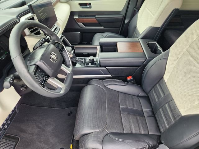 Used 2025 Toyota Sequoia Capstone image 9