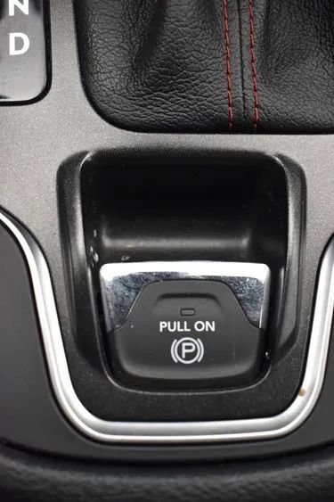 Used 2021 Jeep Cherokee Trailhawk w/ Premium Leather Package image 35