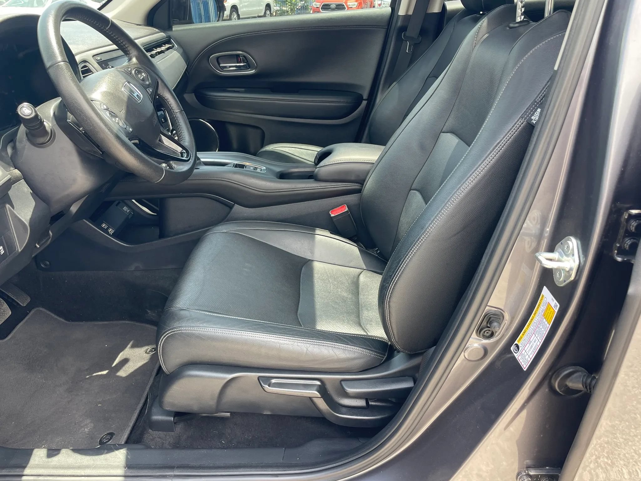 Used 2022 Honda HR-V EX-L image 15