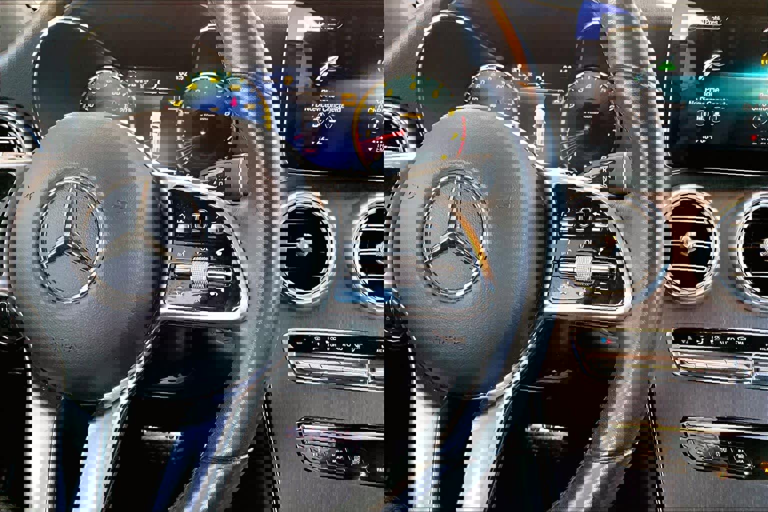 Certified 2022 Mercedes-Benz GLC 300 4MATIC image 24