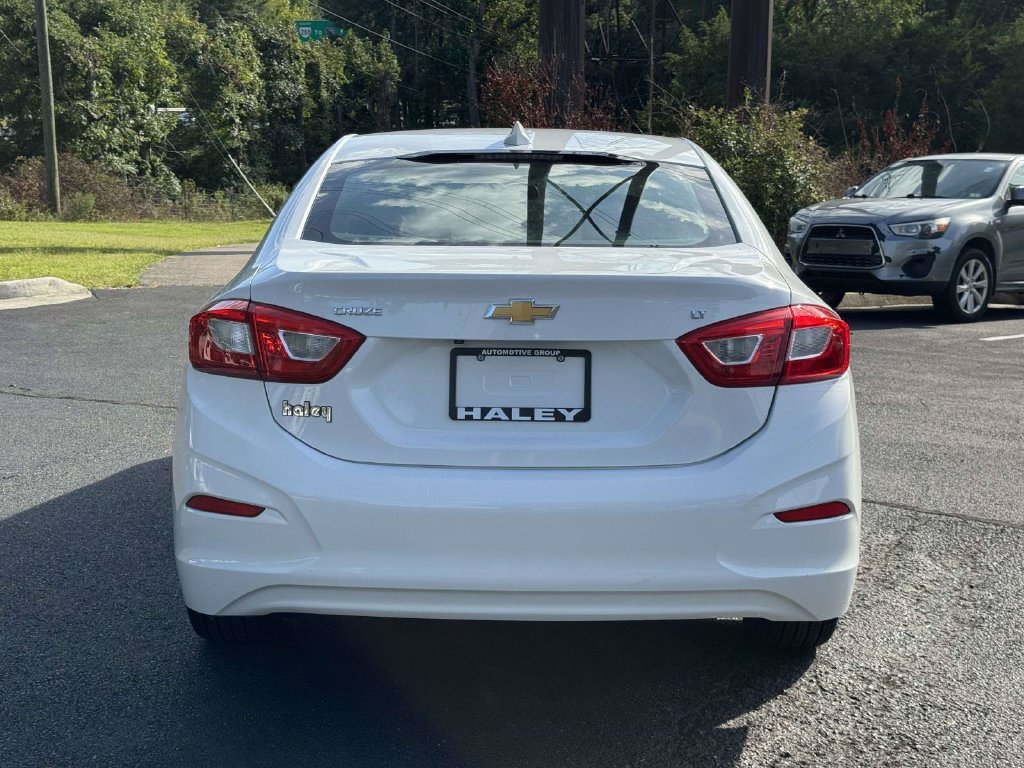 Used 2017 Chevrolet Cruze LT FWD image 22