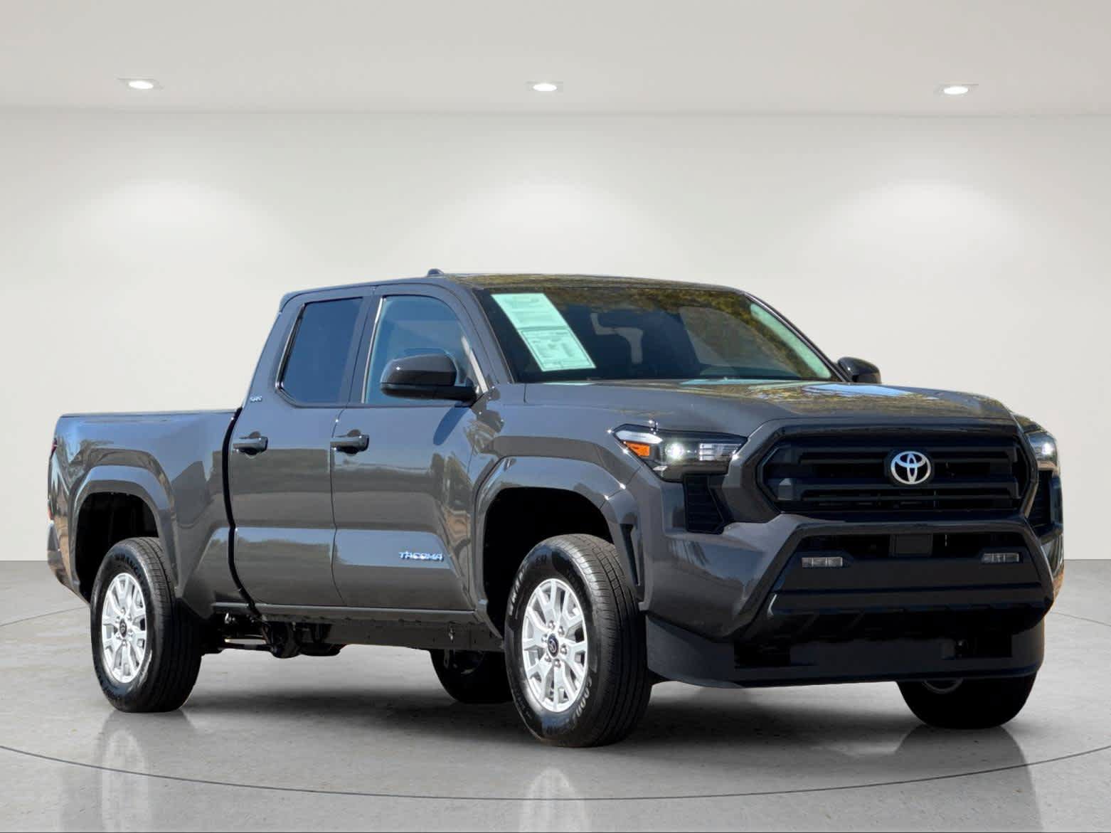 Used 2026 Toyota Tacoma SR5 AWD/4WD image 8