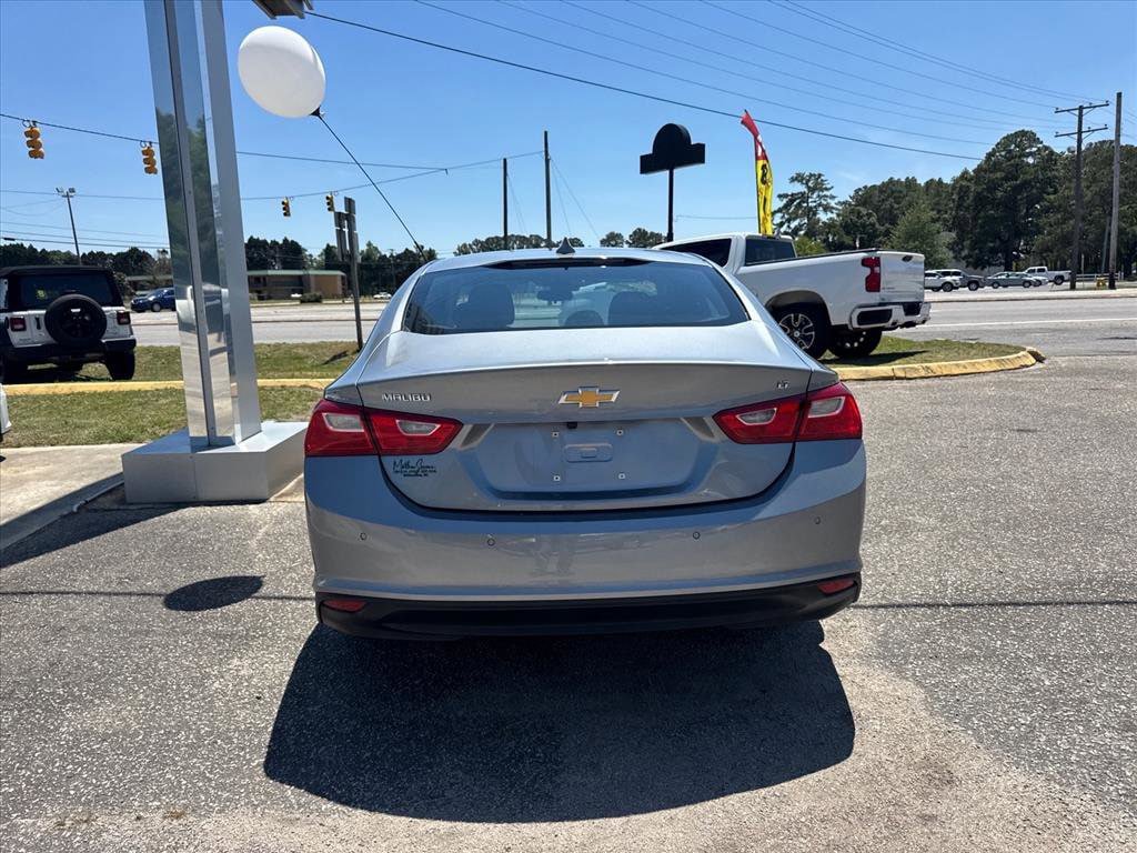 Used 2024 Chevrolet Malibu LT FWD image 6