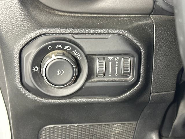 Used 2022 Jeep Wrangler Unlimited Sport image 19