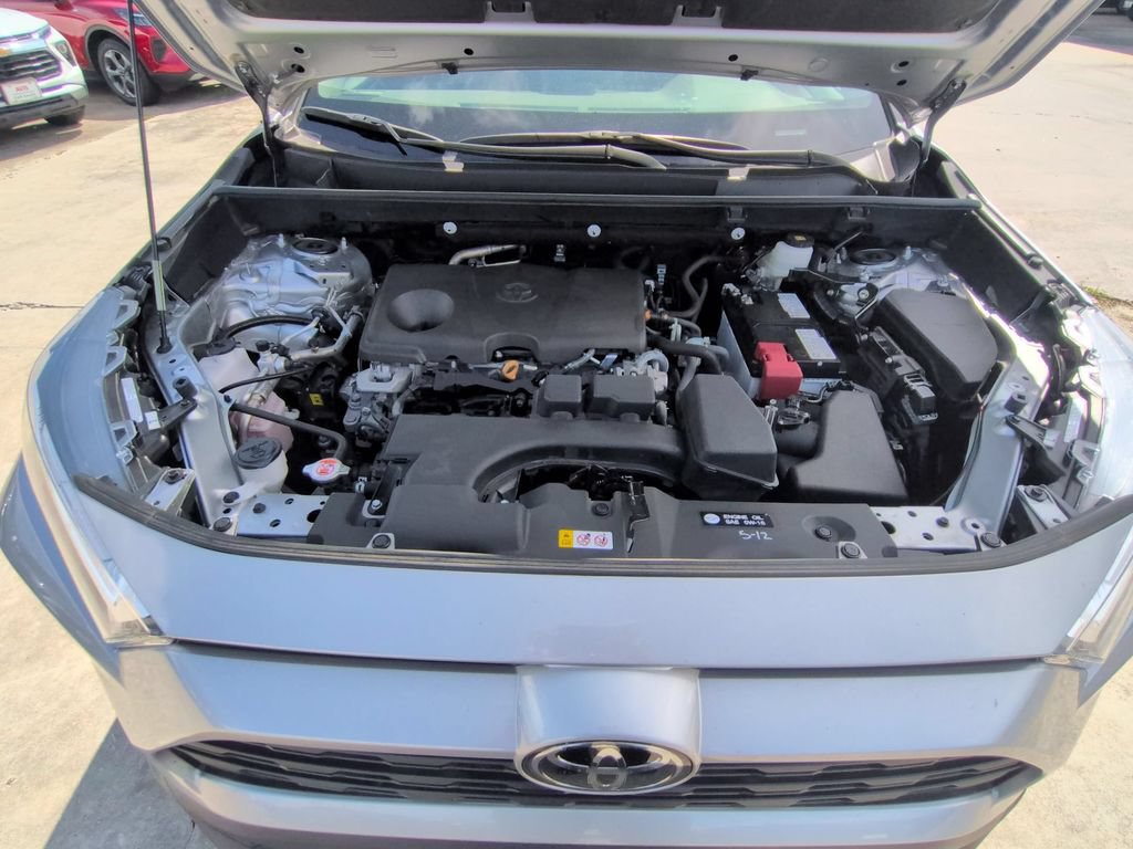 Used 2025 Toyota RAV4 LE FWD image 34