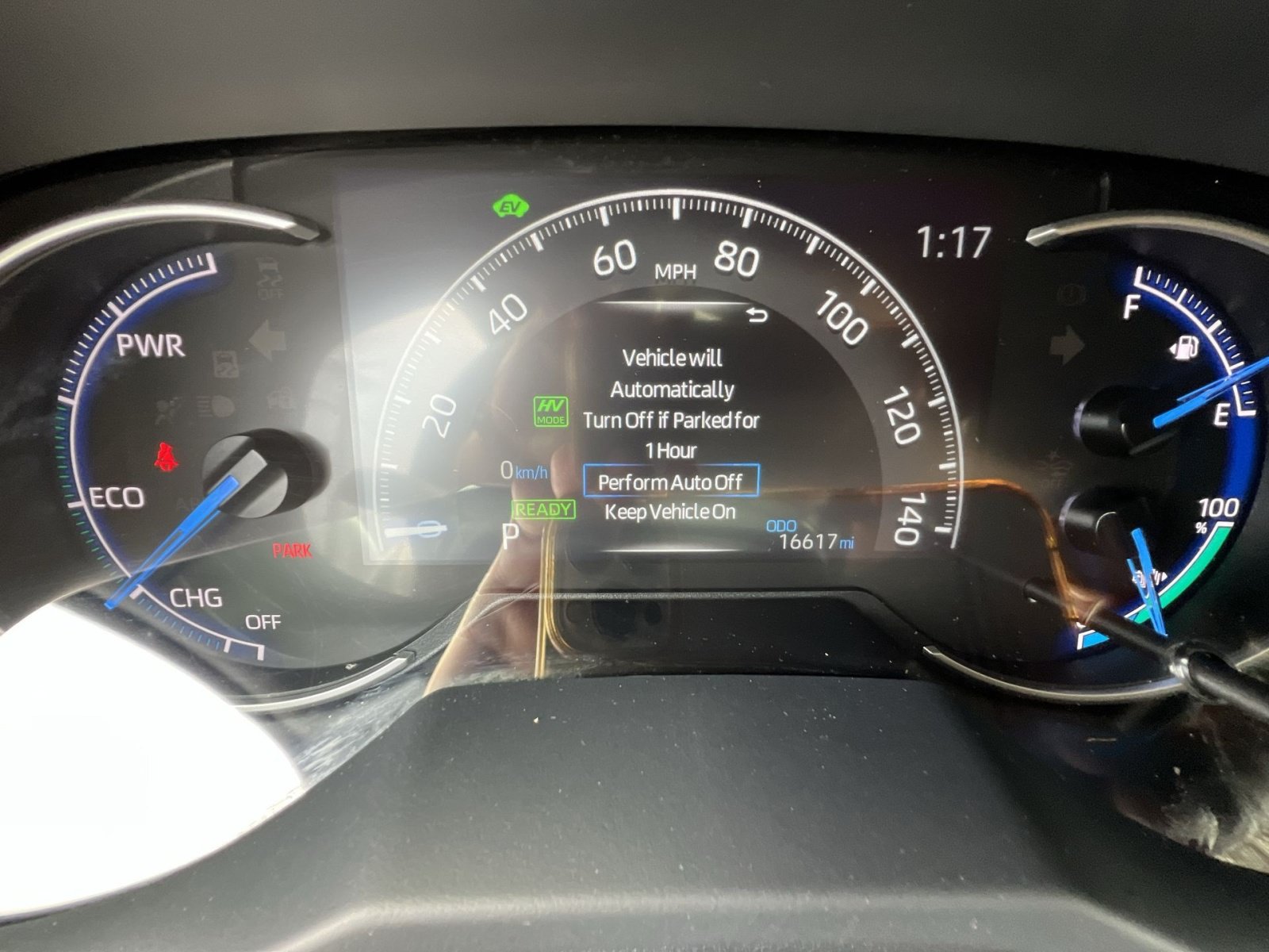 Used 2024 Toyota RAV4 SE w/ Weather & Moonroof Package AWD/4WD image 17