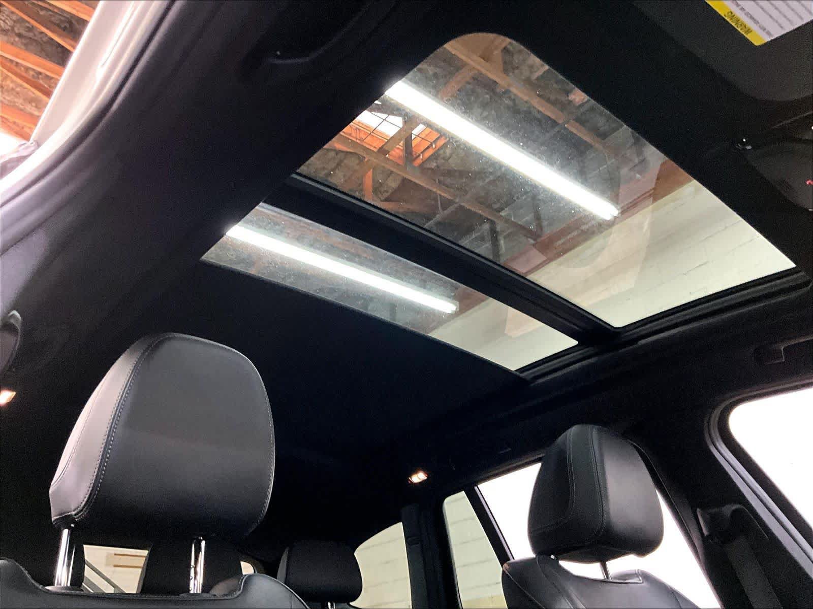 Used 2021 BMW X3 M40i w/ Parking Assistance Package AWD/4WD image 24