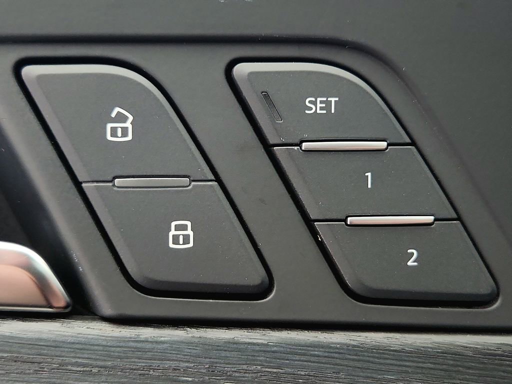 Used 2018 Audi A4 2.0T Premium Plus w/ Premium Plus Package image 22