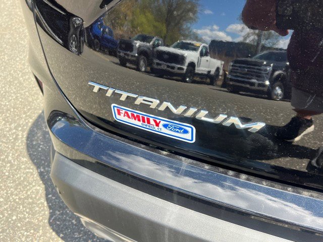 Used 2022 Ford Edge Titanium AWD/4WD image 36