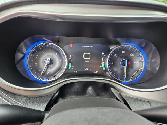 Used 2022 Chrysler Pacifica Limited w/ S Appearance Package FWD image 27