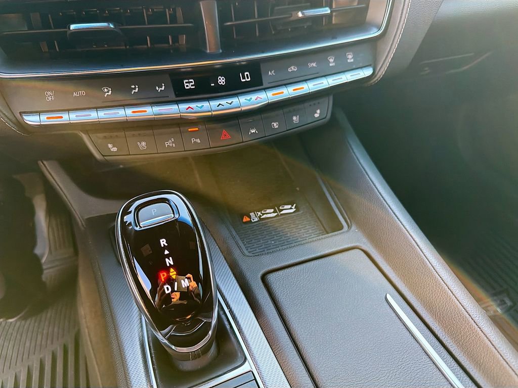 Used 2022 Cadillac CT5 Premium Luxury w/ Parking Package RWD image 28