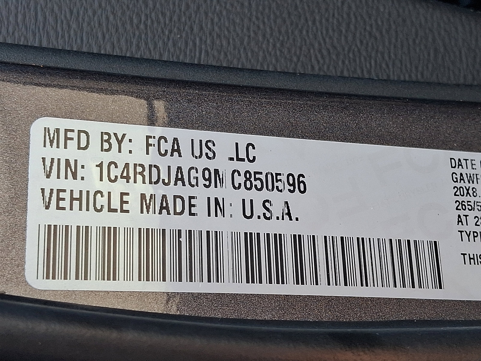 Used 2021 Dodge Durango SXT AWD/4WD image 25