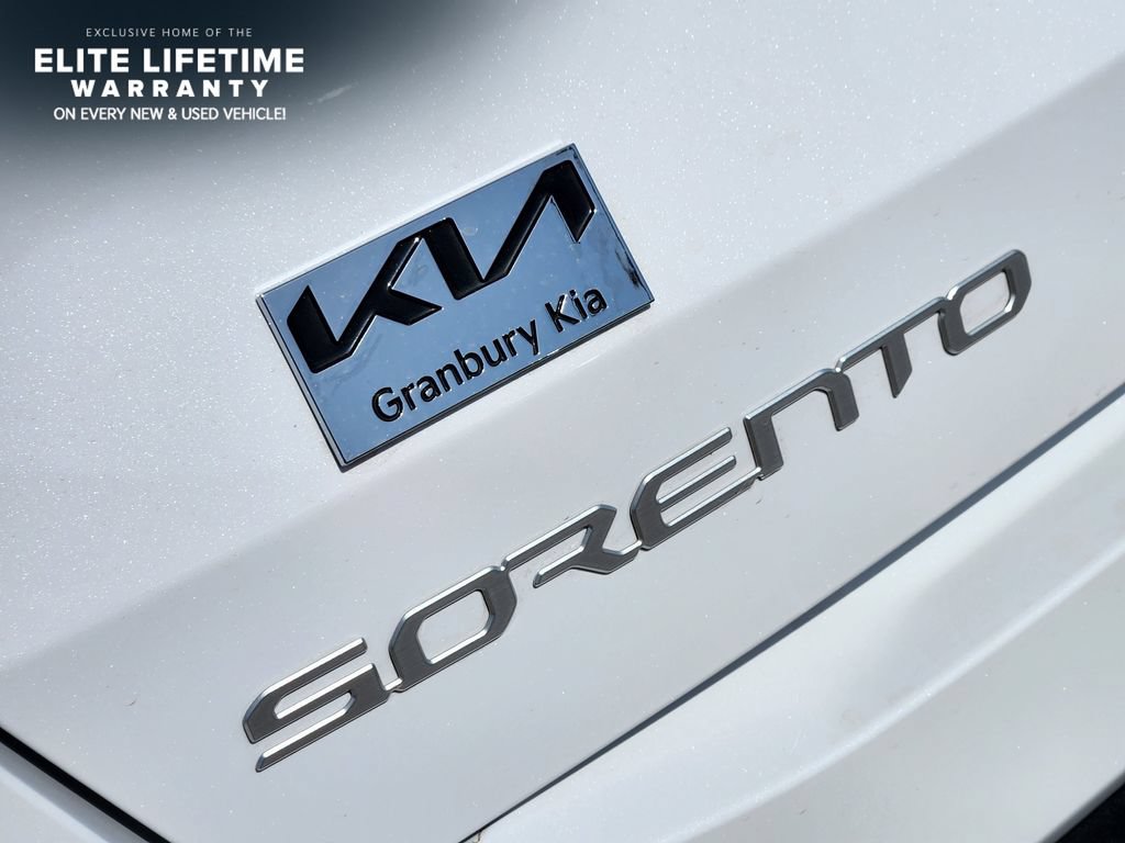 Certified 2026 Kia Sorento EX AWD/4WD image 10
