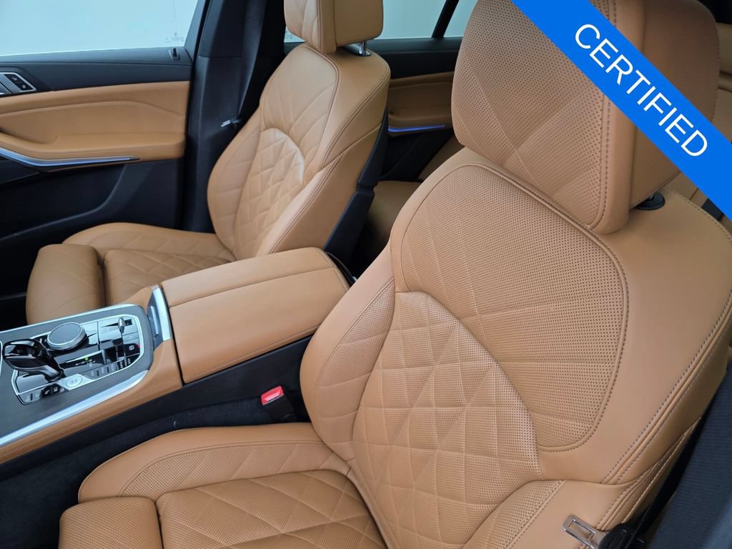 Certified 2023 BMW X5 xDrive45e w/ Luxury Seating Package AWD/4WD image 11