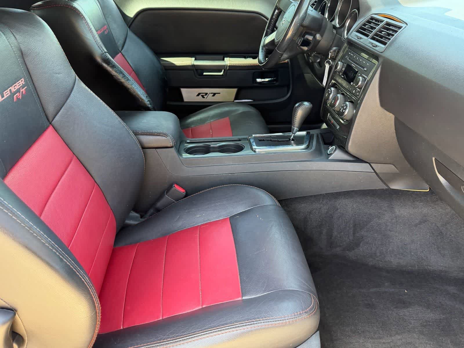Used 2010 Dodge Challenger R/T RWD image 11