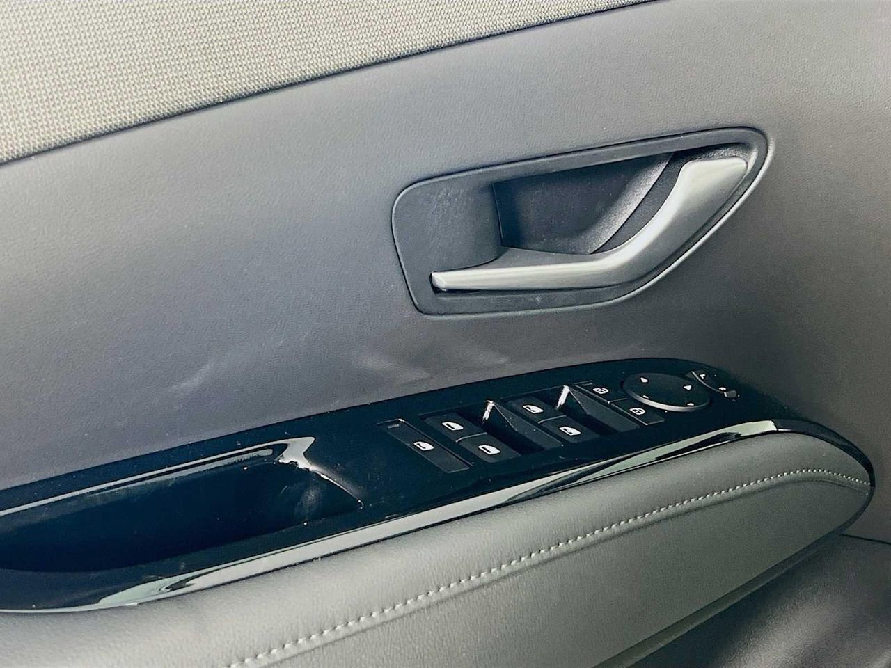 New 2025 Hyundai Santa Cruz Limited image 18