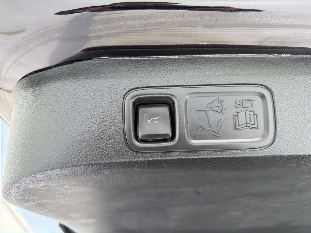 Used 2021 Ford Expedition Max Platinum AWD/4WD image 12