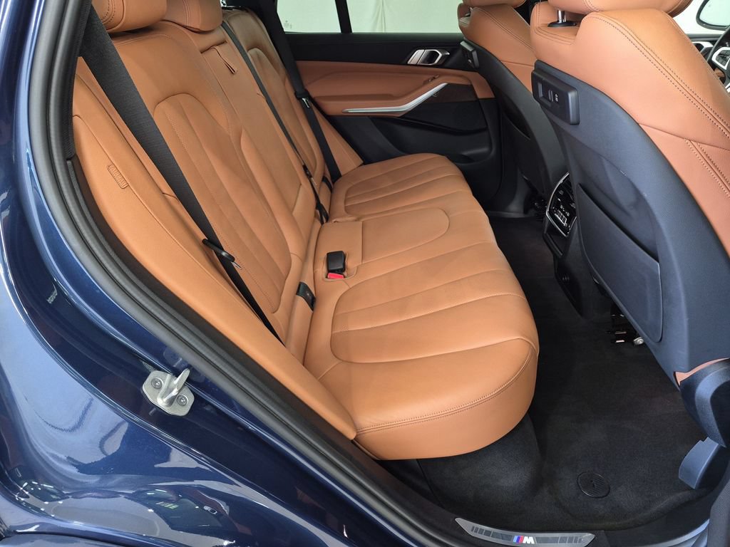 Used 2021 BMW X5 xDrive40i w/ M Sport Package AWD/4WD image 34