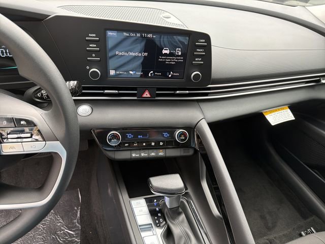 New 2026 Hyundai Elantra Blue image 26