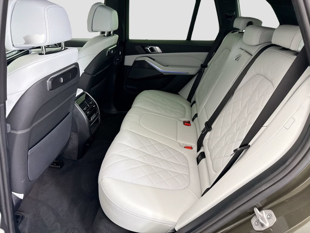 Used 2026 BMW X5 sDrive40i w/ Climate Comfort Package RWD image 20