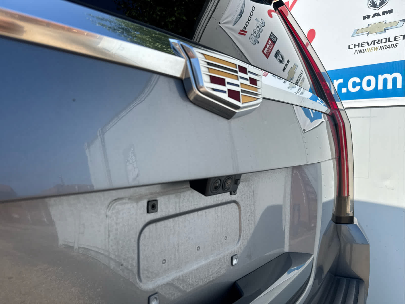 Used 2020 Cadillac Escalade Luxury RWD image 18