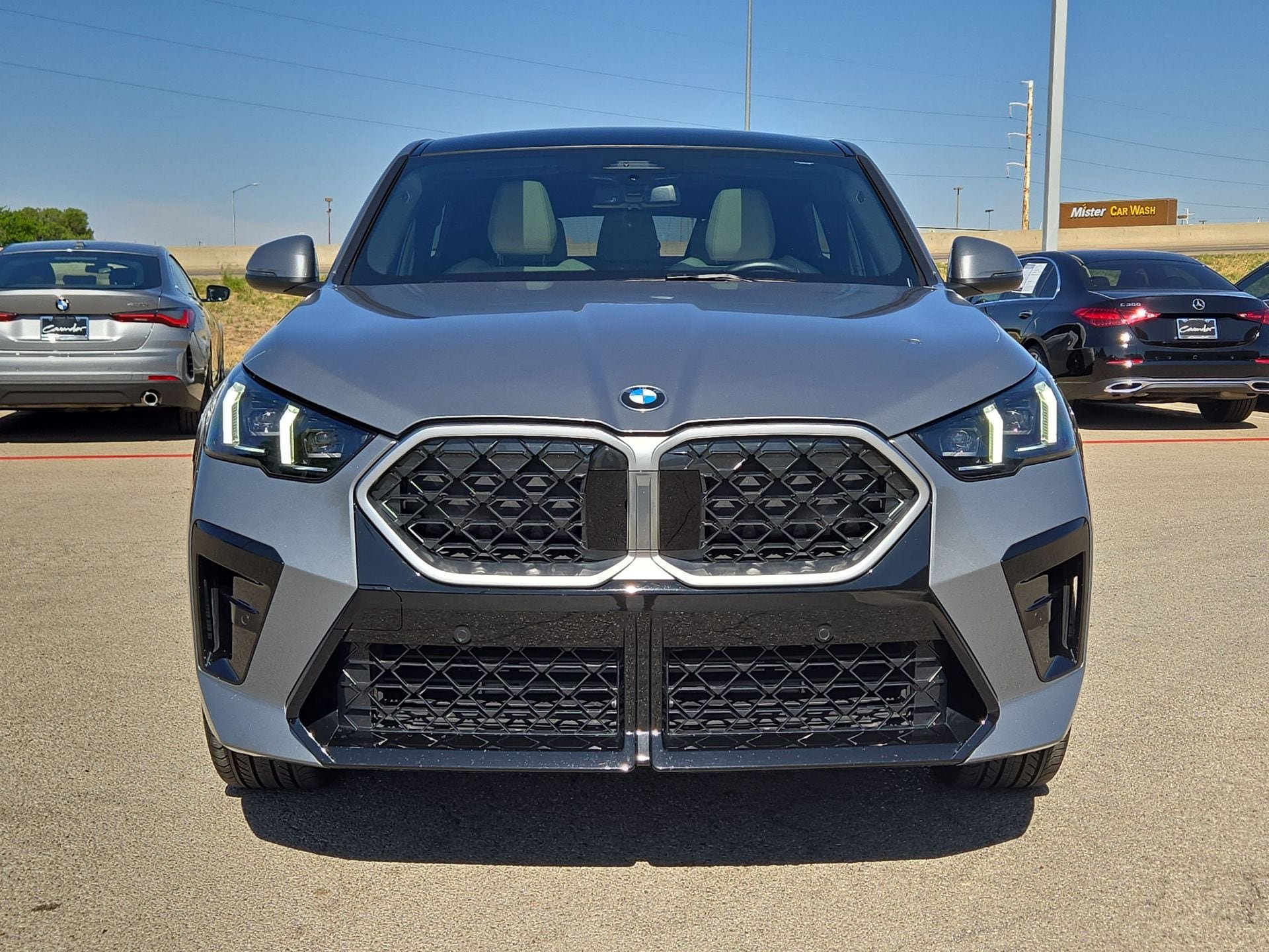 Used 2026 BMW X2 xDrive28i AWD/4WD image 10