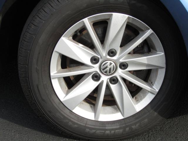 Used 2018 Volkswagen Golf S image 5