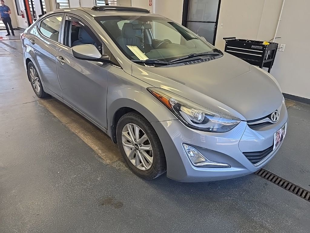 Used 2015 Hyundai Elantra SE w/ Option Group 03