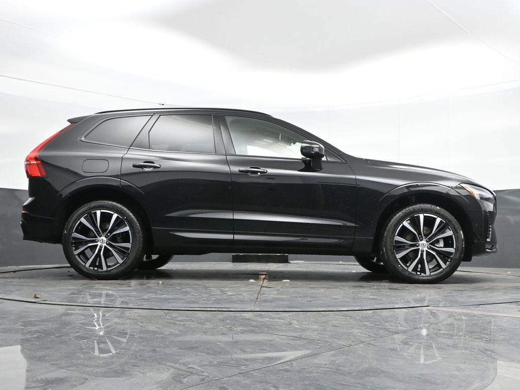 New 2025 Volvo XC60 B5 Plus w/ Protection Package Premier image 43