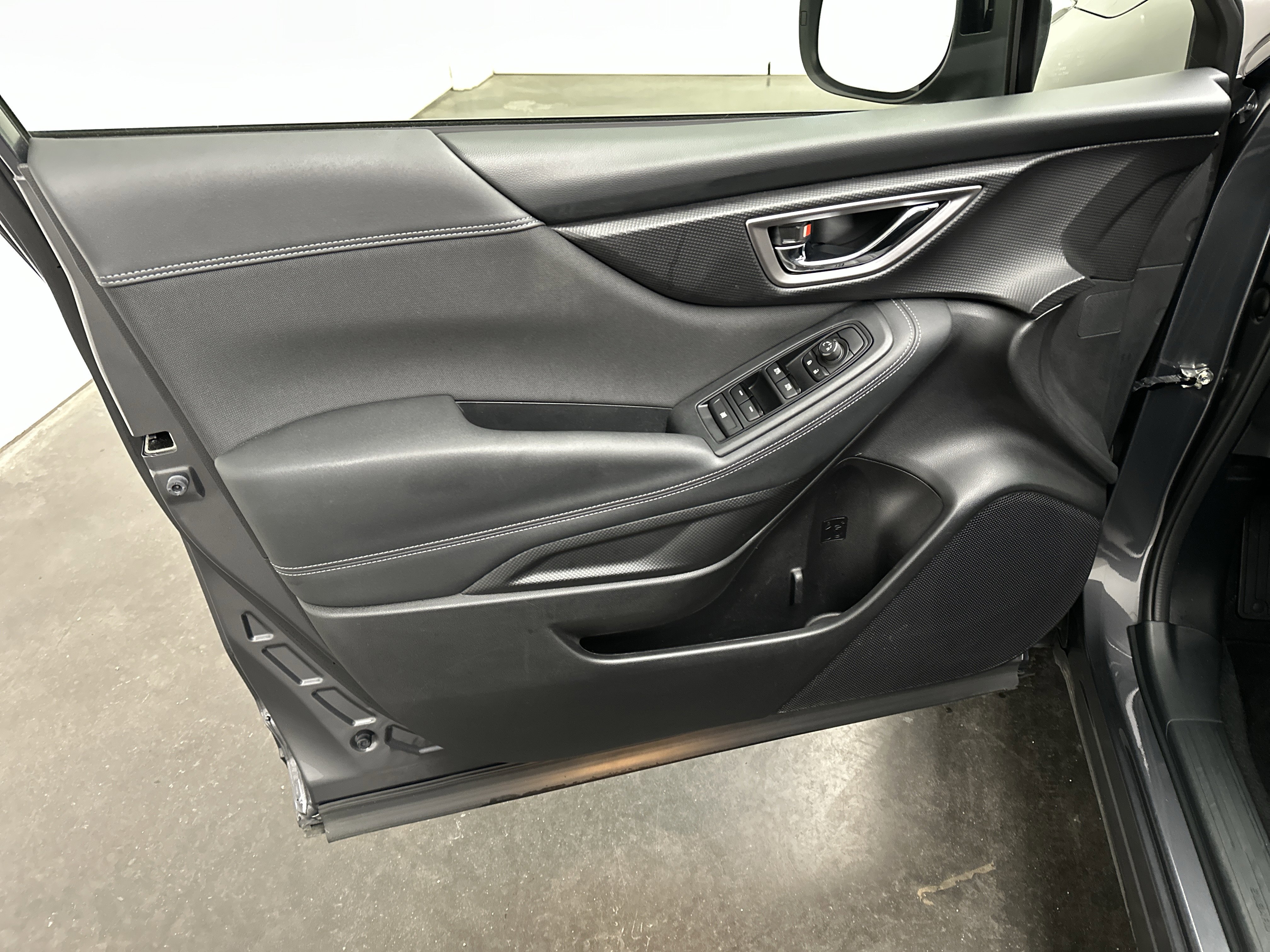 Used 2023 Subaru Forester Premium image 18