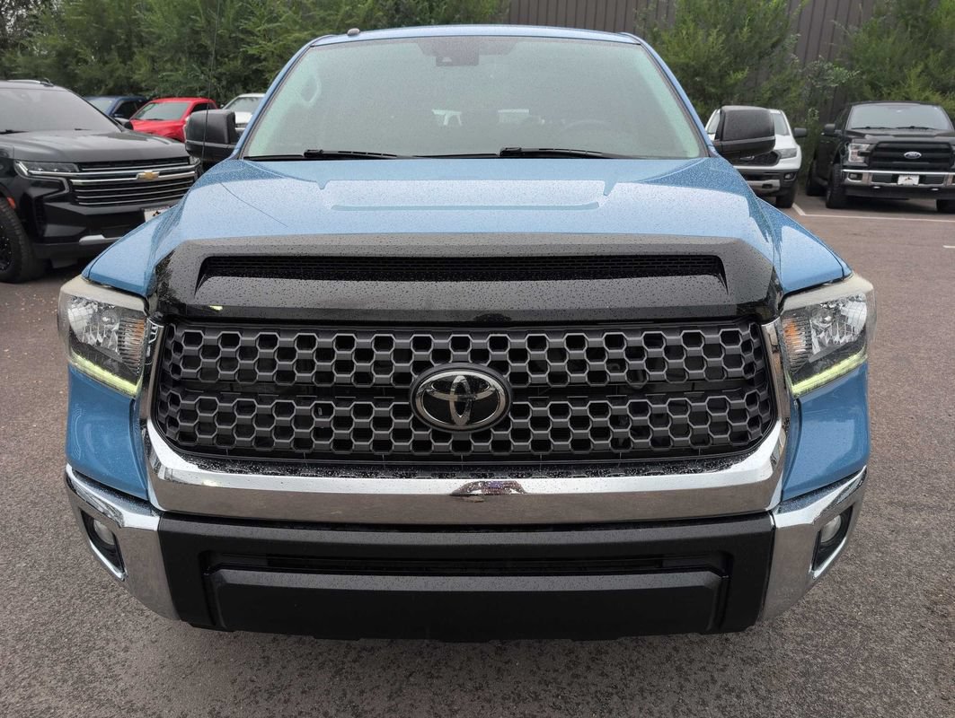Used 2019 Toyota Tundra SR5 w/ SR5 Upgrade Package AWD/4WD image 2