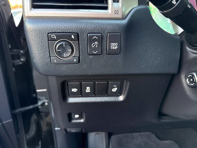 Used 2019 Lexus GX 460 Luxury AWD/4WD image 28
