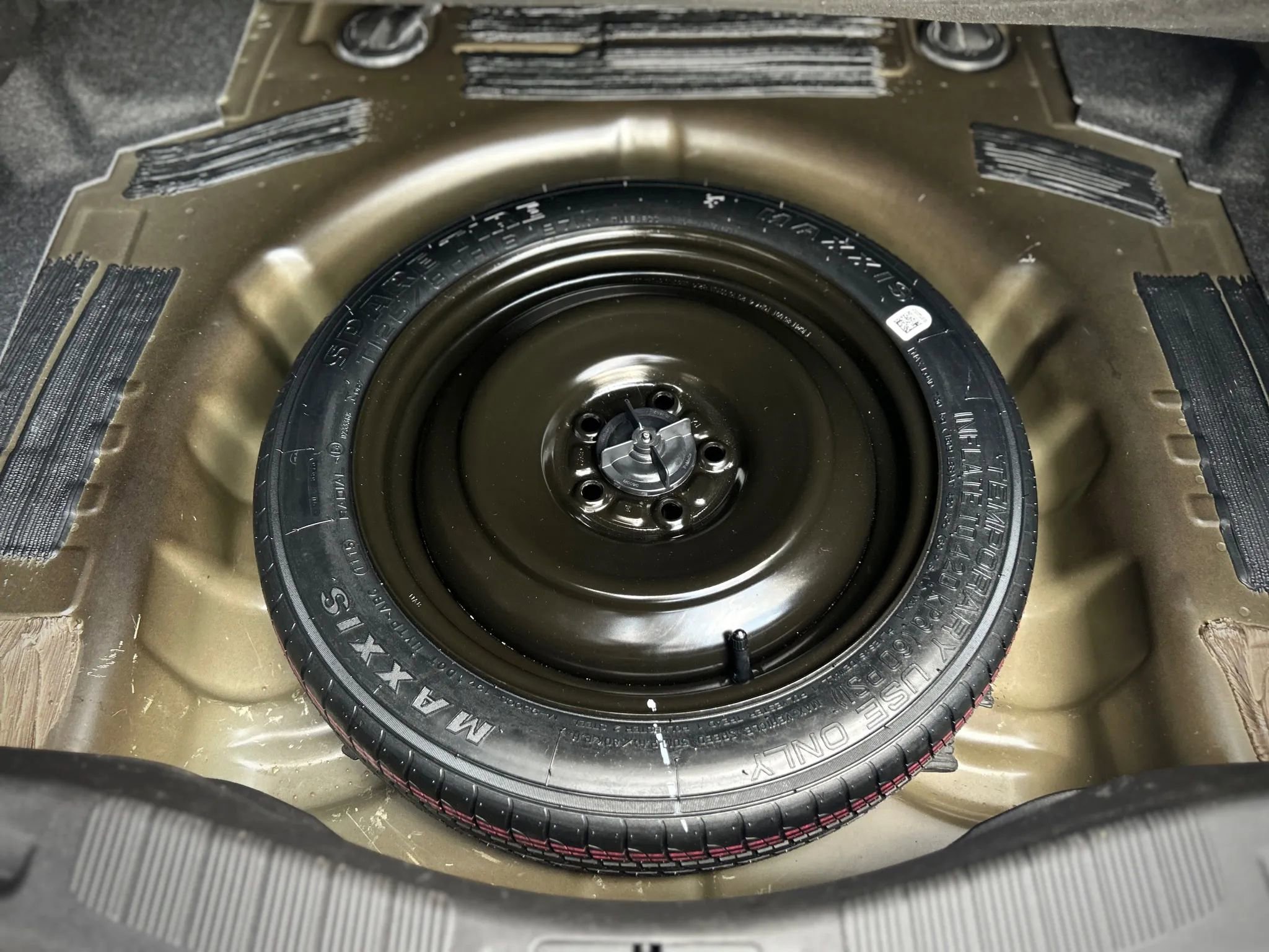 Used 2016 Ford Fusion S image 17