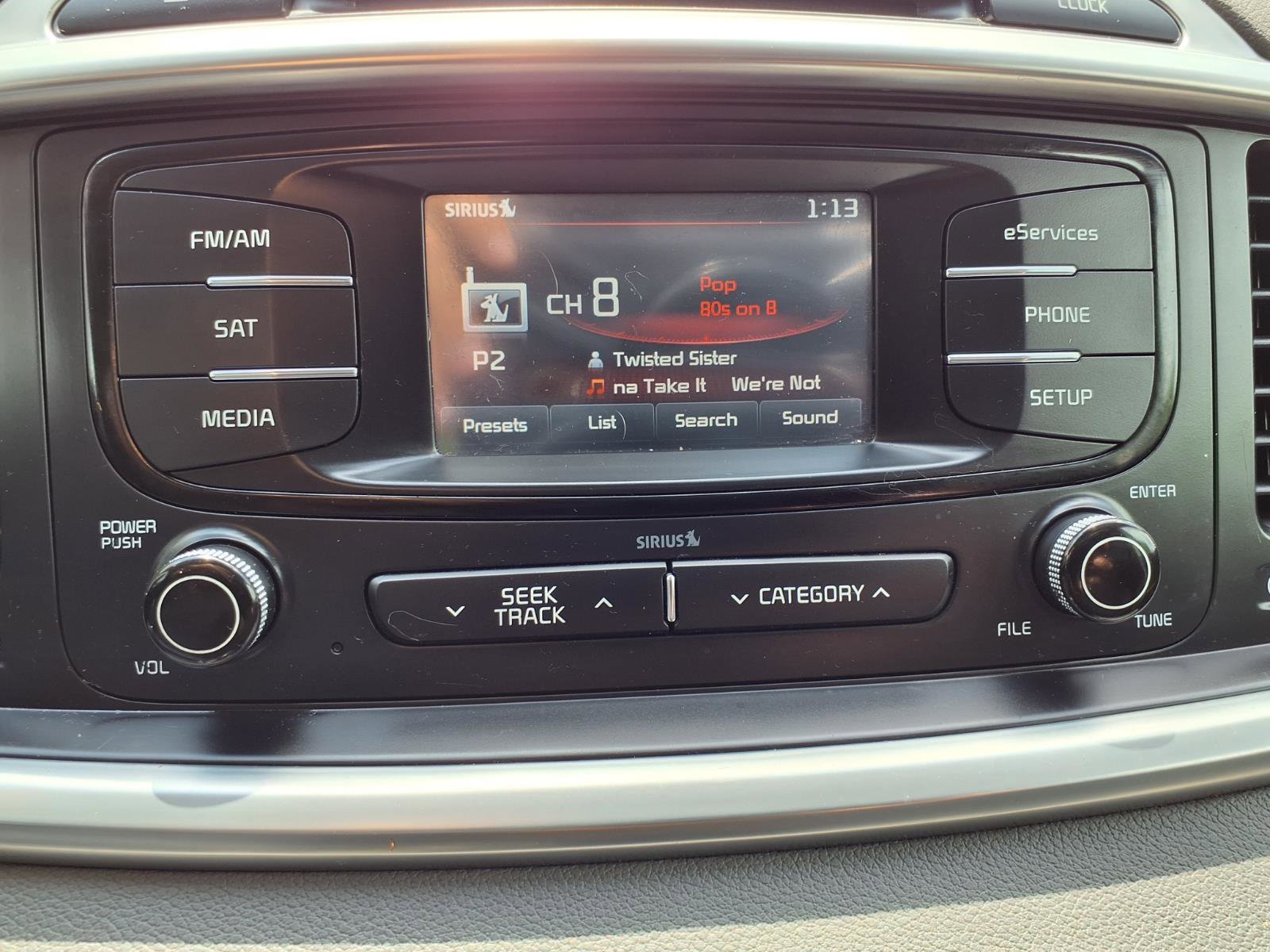 Used 2016 Kia Sorento EX w/ EX Premium Package FWD image 6